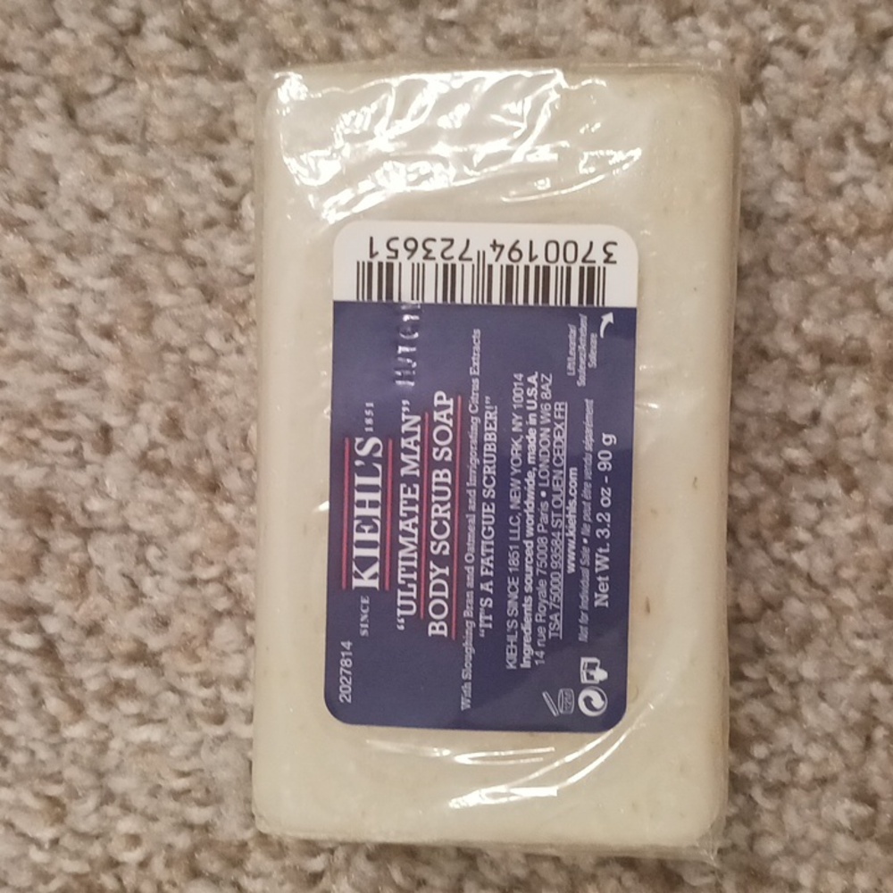 Kiehl's men scrub soap